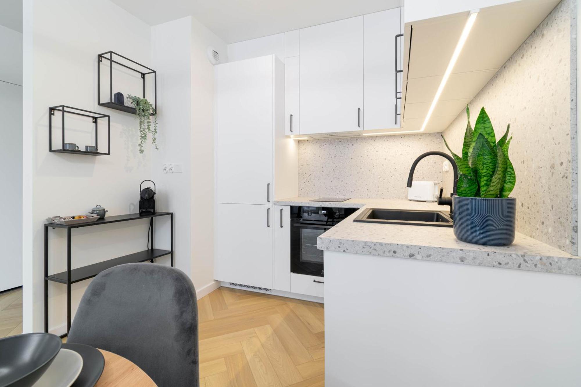 Blue Apartment Ceglana - Free Parking - Self Check-In Katowice Exteriör bild